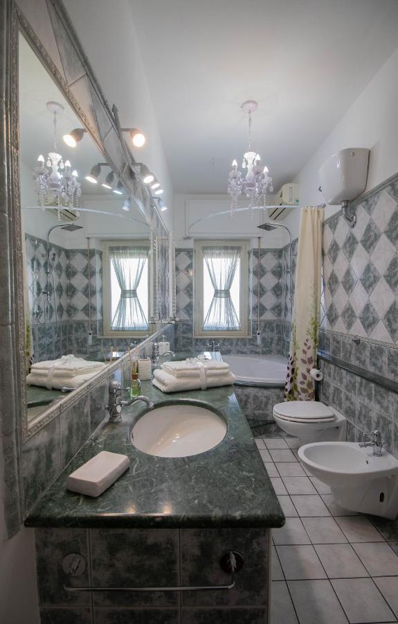 La Casa Di Adele Cagliari B&B 외부 사진