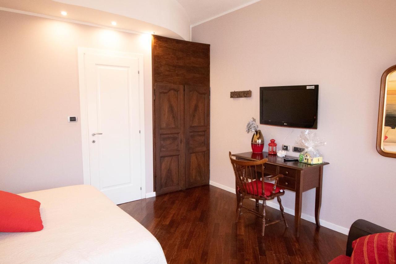 La Casa Di Adele Cagliari B&B 외부 사진