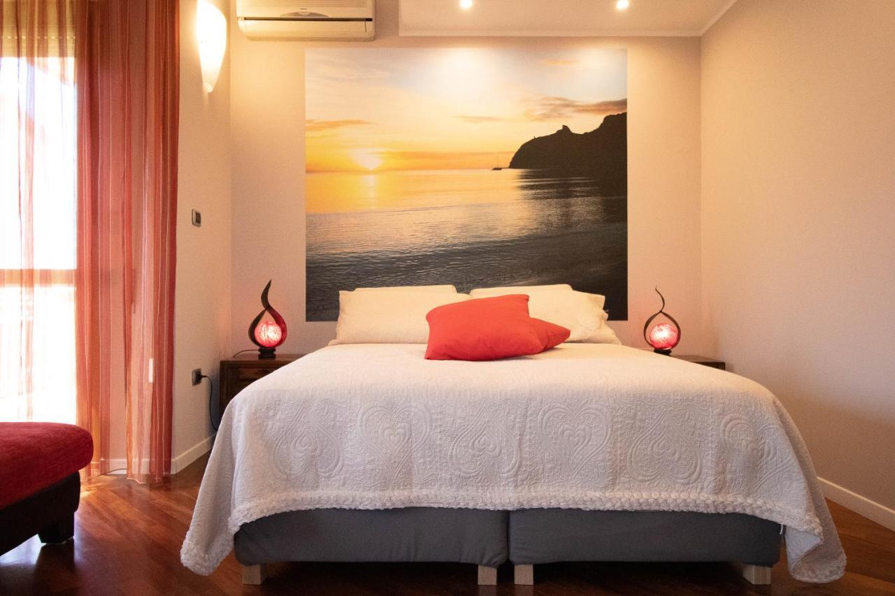 La Casa Di Adele Cagliari B&B 외부 사진
