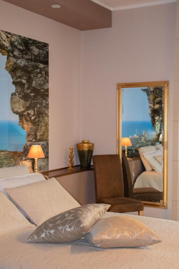 La Casa Di Adele Cagliari B&B 외부 사진