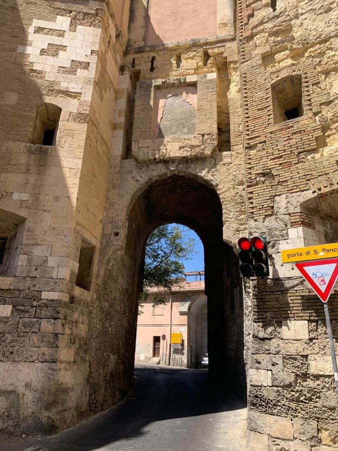 La Casa Di Adele Cagliari B&B 외부 사진